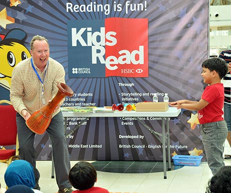 Kevin Graal storytelling with British Council Kids Read